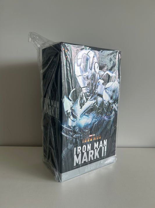 HotToys MMS733D59 Iron Man Mark 2 (2.0) 1/6 Action Figure New Sealed, Second-hand But Unused