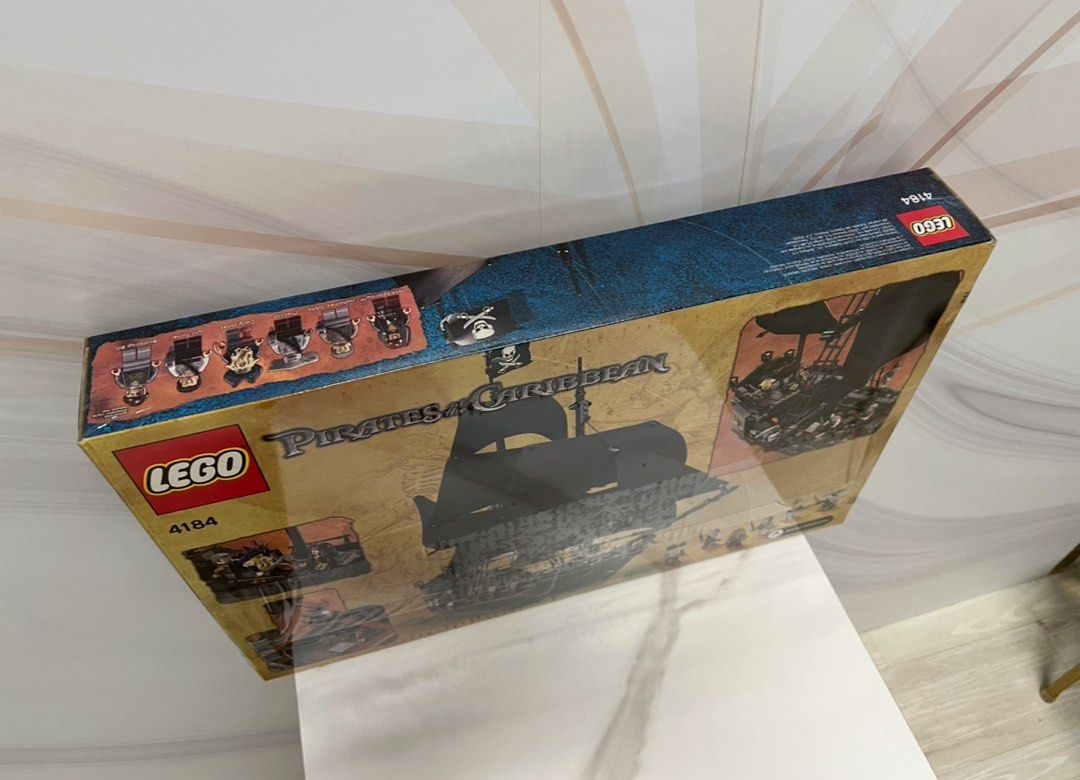 LEGO 4184 Pirates of the Caribbean: The Black Pearl New Sealed, Second-hand But Unused