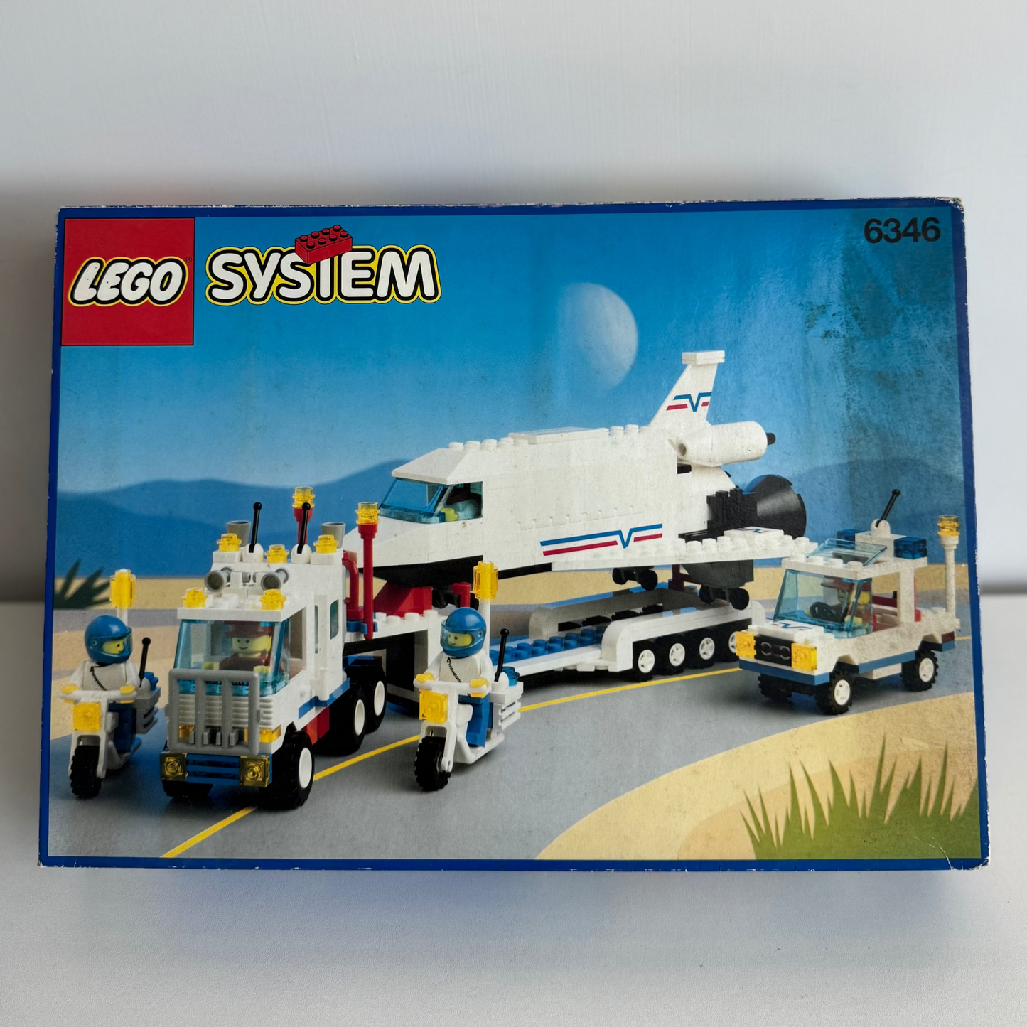 NEW SEALED LEGO 6346 Shuttle Launching Crew - VINTAGE Town Flight 1992 Second-hand But Unused