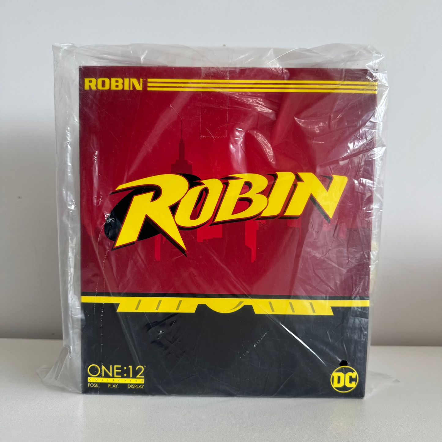 Mezco Batman Robin 1:12 Scale Action Figure Model Toy Collection Gift In Stock 1/12 New Sealed, Second-hand But Unused