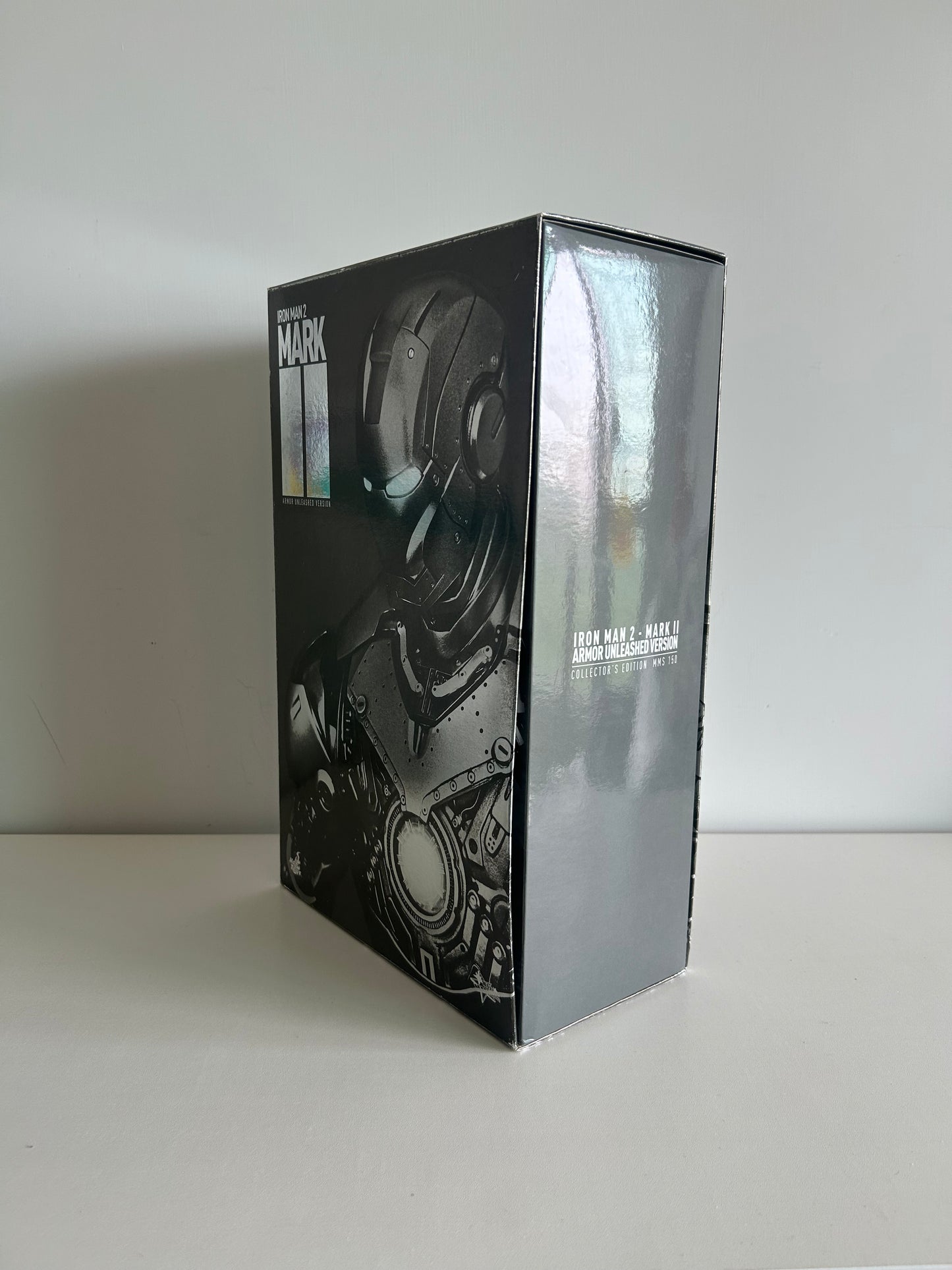Hot Toys Iron Man Mark 2 II Armor Unleashed Special Edition 1/6 MMS150 NIB New Sealed, Second-hand But Unused