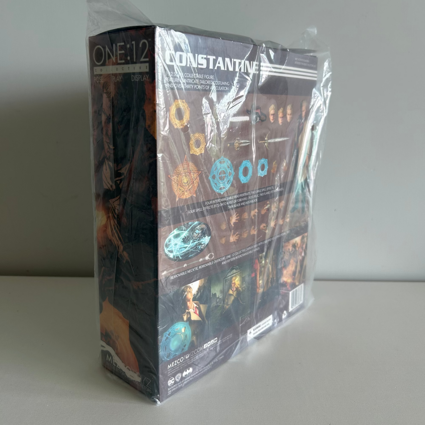 Mezco One:12 Collective John Constantine DC Hellblazer New Sealed, Second-hand But Unused