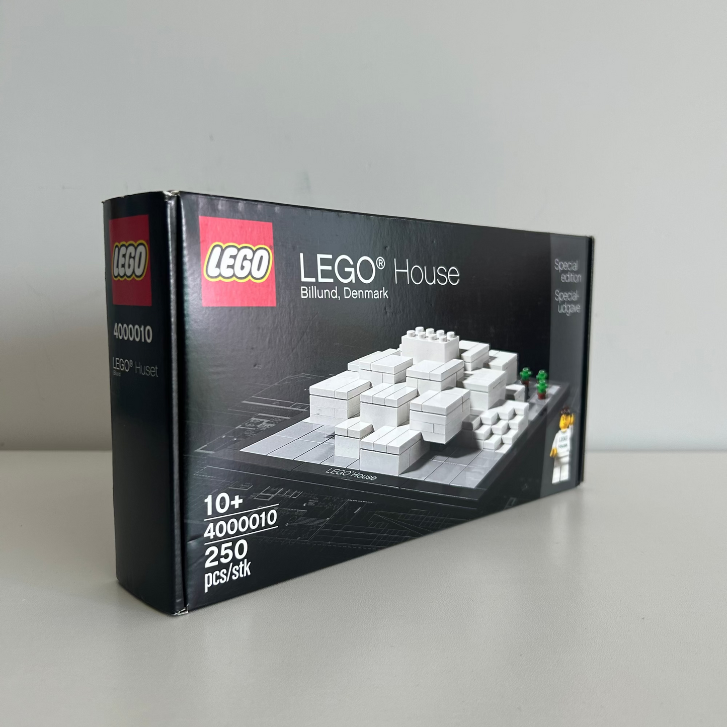 LEGO House 4000010 Billund Denmark Exclusive Second-hand But Unused