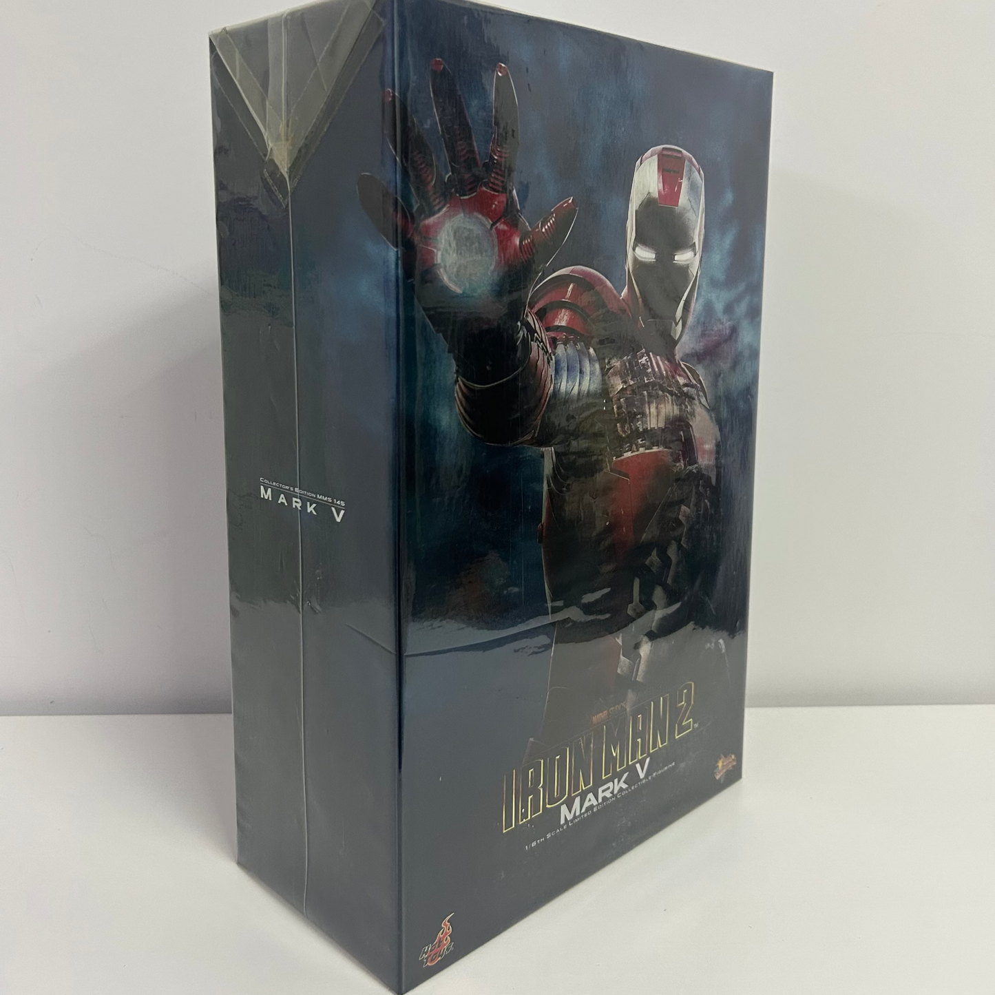 Hot Toys MMS145 Iron Man 2 Mark V 5 Tony Stark 12 " 1/6 Action Figure New Sealed, Second-hand But Unused